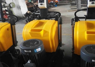 Application of SD300 AC Drive in Floor Grinding Machine